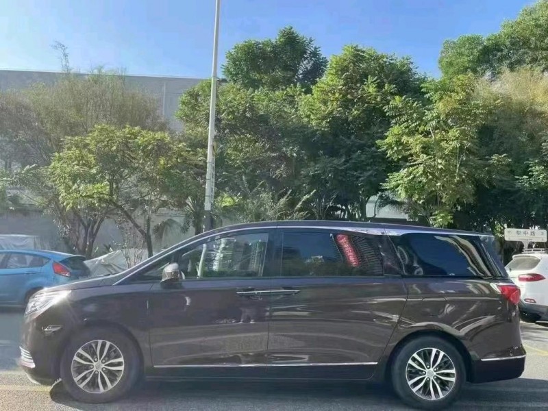 深圳18年别克GL88