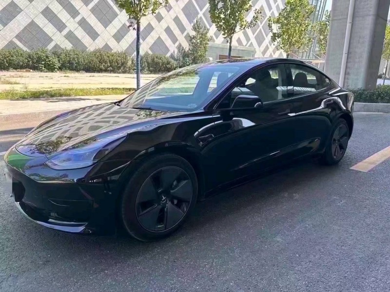 東營23年特斯拉MODEL 32