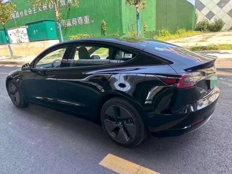 東營23年特斯拉MODEL 39