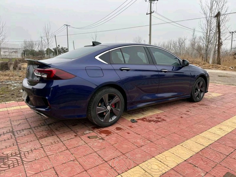 徐州22年别克君威8