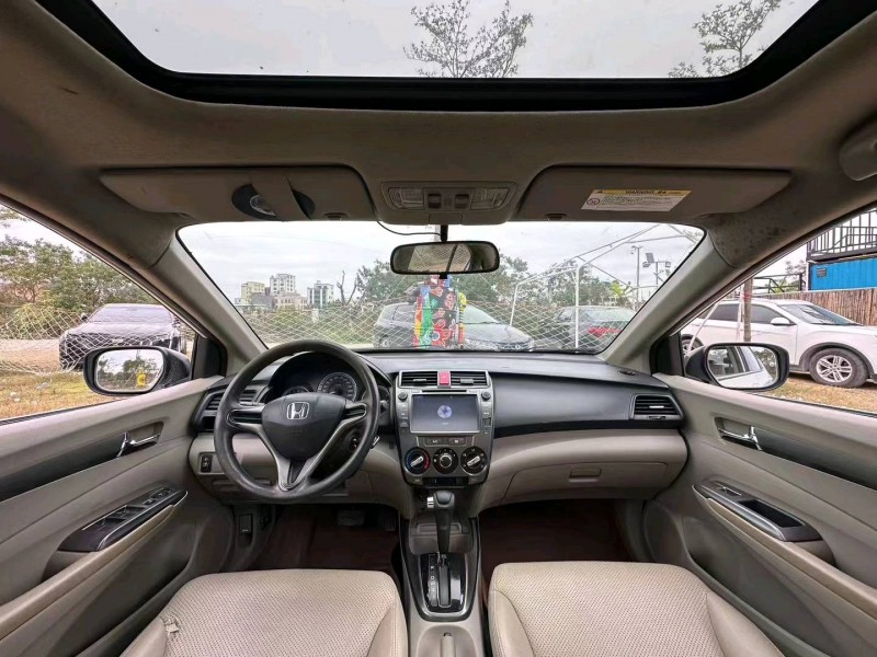 汕头14年本田锋范5