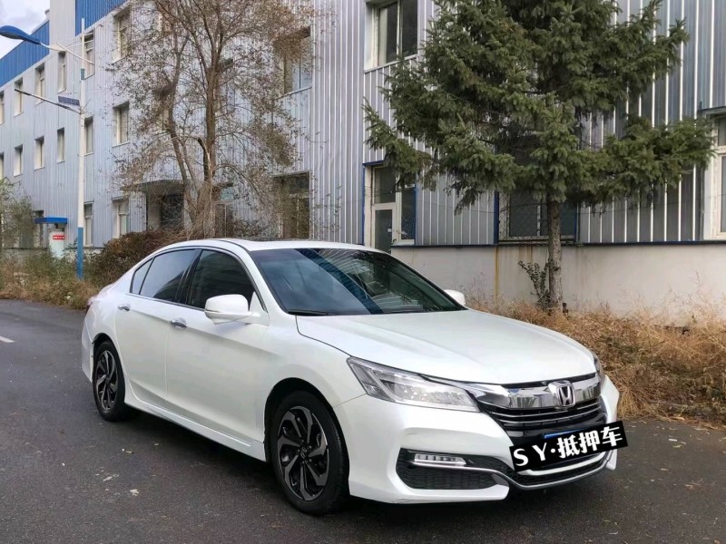 沈阳17年本田雅阁3