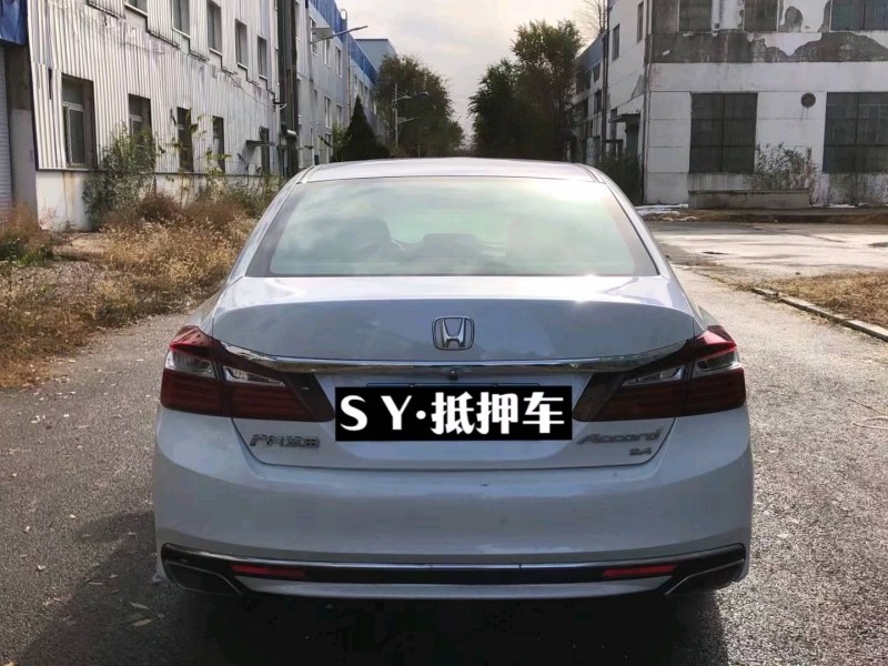 沈阳17年本田雅阁8