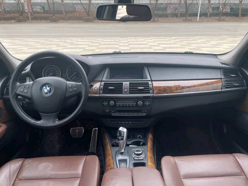 沈阳11年宝马X56