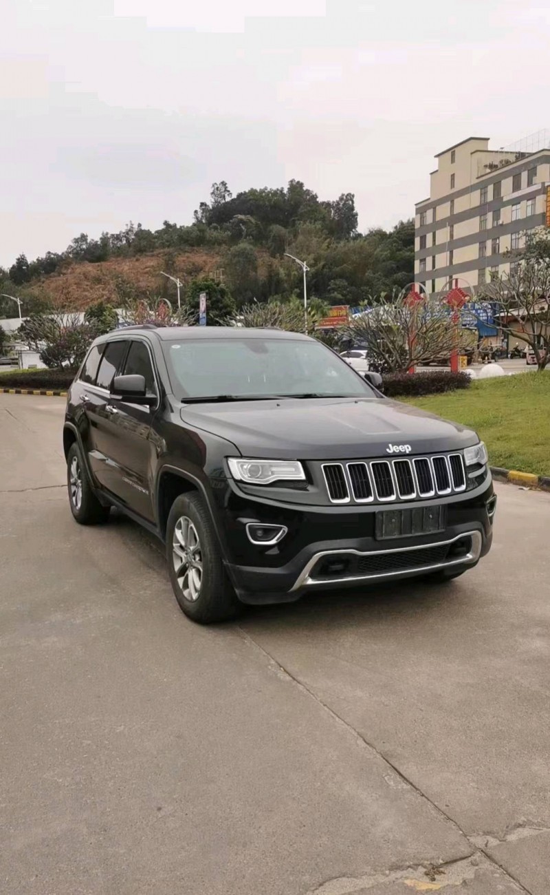 汕头16年Jeep大切诺基6