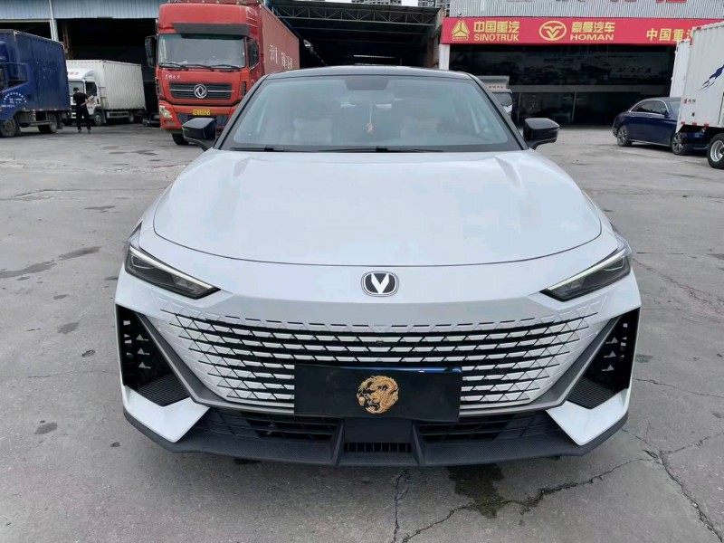 广州22年长安汽车UNI-V1