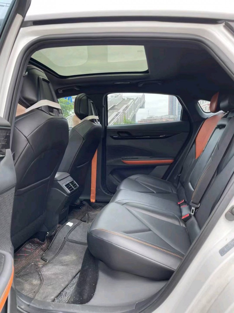 广州22年长安汽车UNI-V4