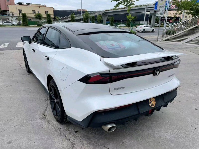 广州22年长安汽车UNI-V8