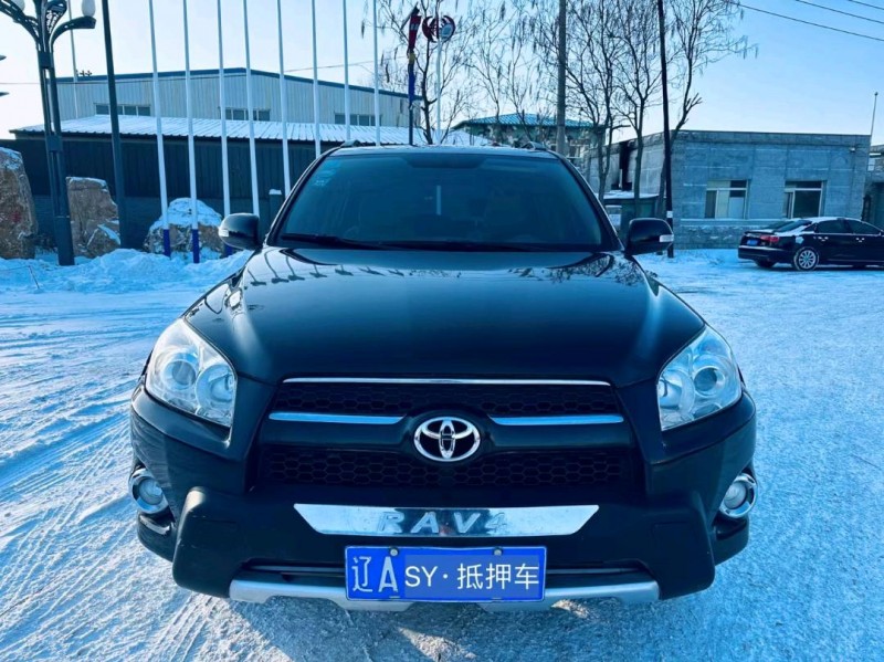 沈阳12年丰田RAV41