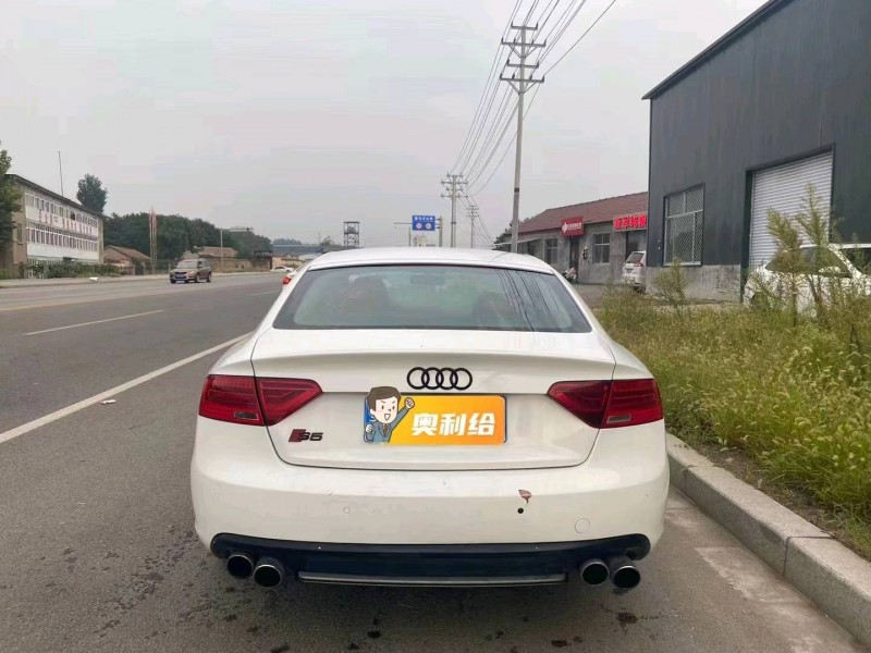 济南14年奥迪A55