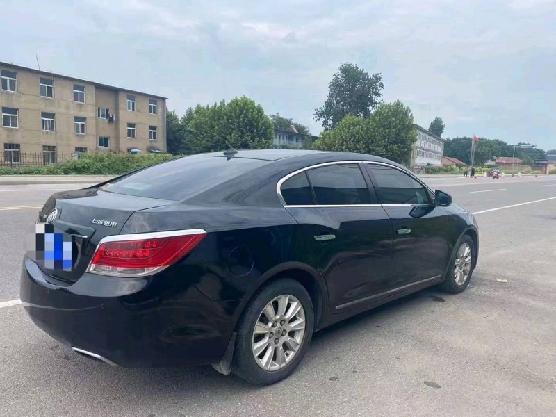 枣庄14年别克君越4