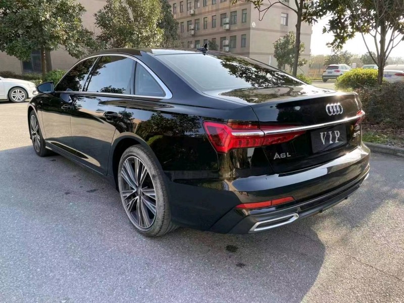 襄陽21年奧迪A6L8