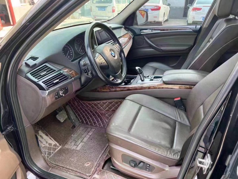 济宁13年宝马X55