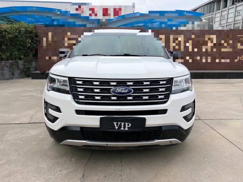 济宁16年福特探险者1