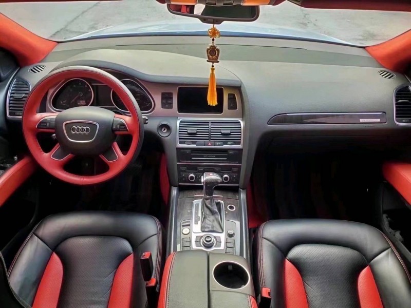 济宁13年奥迪Q74