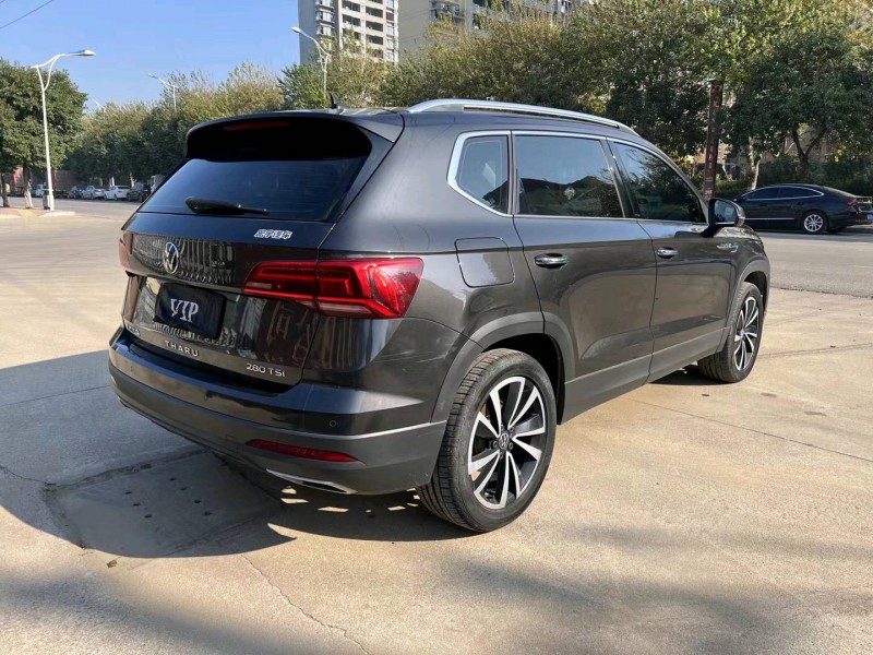 济宁22年大众途岳7