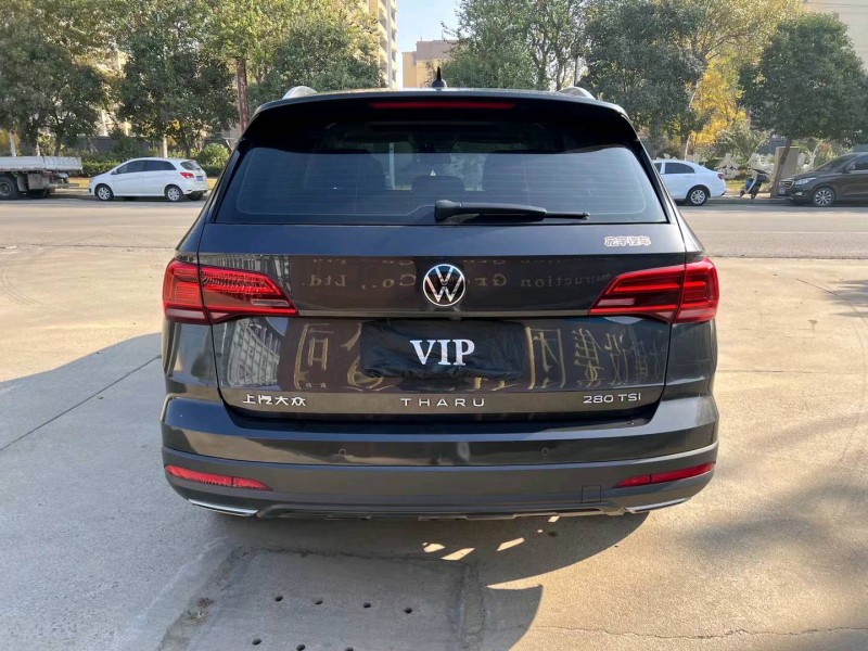 济宁22年大众途岳9