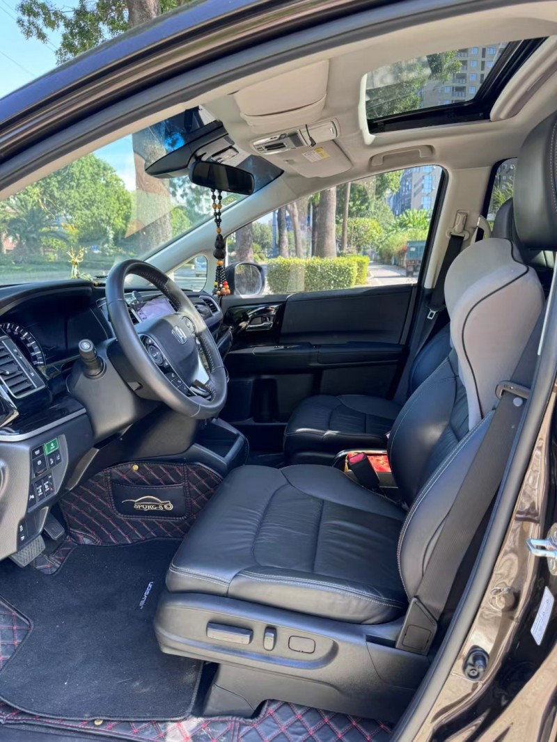 东莞19年本田艾力绅3