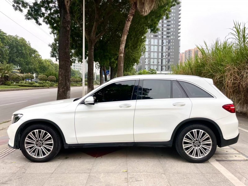 东莞17年奔驰GLC7