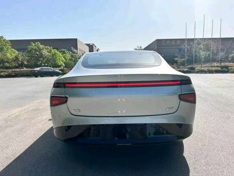 襄陽23年小鵬汽車p79