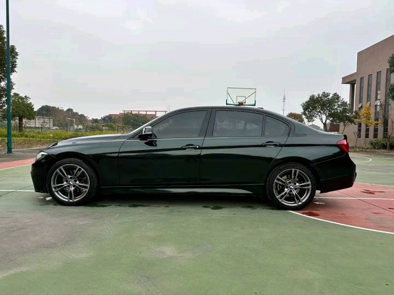 襄阳18年宝马3系8
