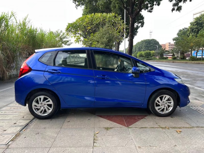 东莞14年本田飞度8