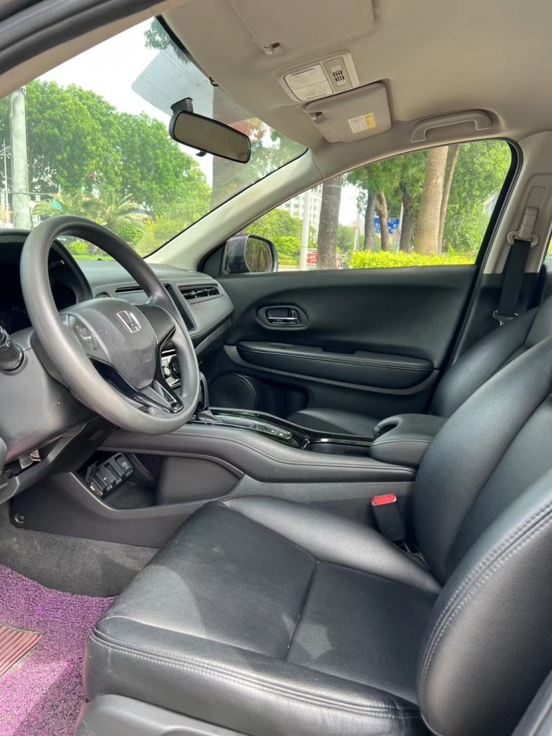 东莞18年本田缤智4