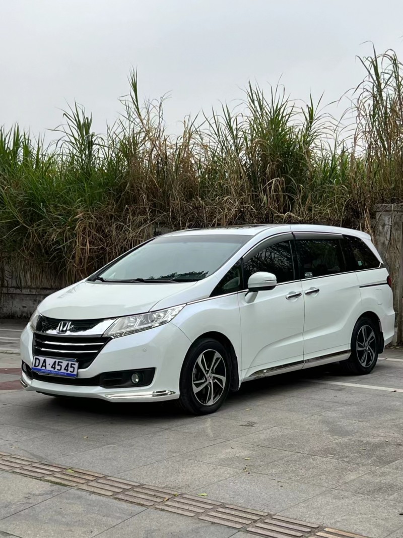 东莞17年本田奥德赛2
