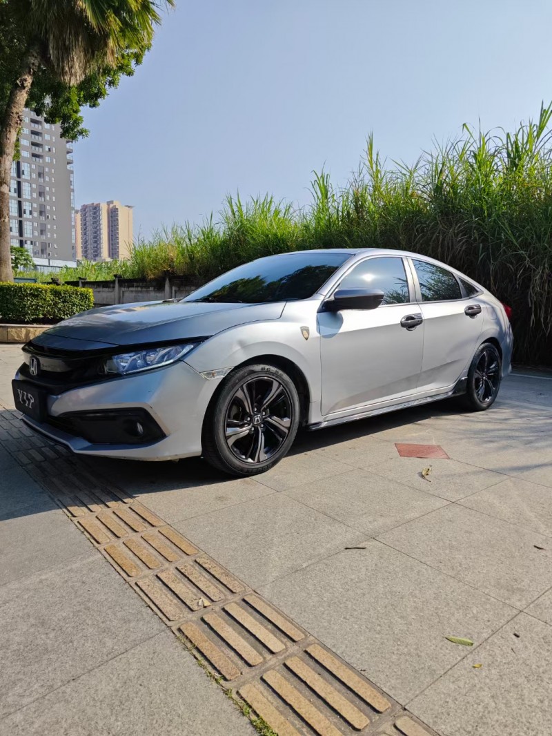 东莞20年本田思域2