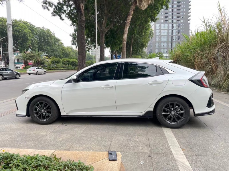 东莞22年本田思域7