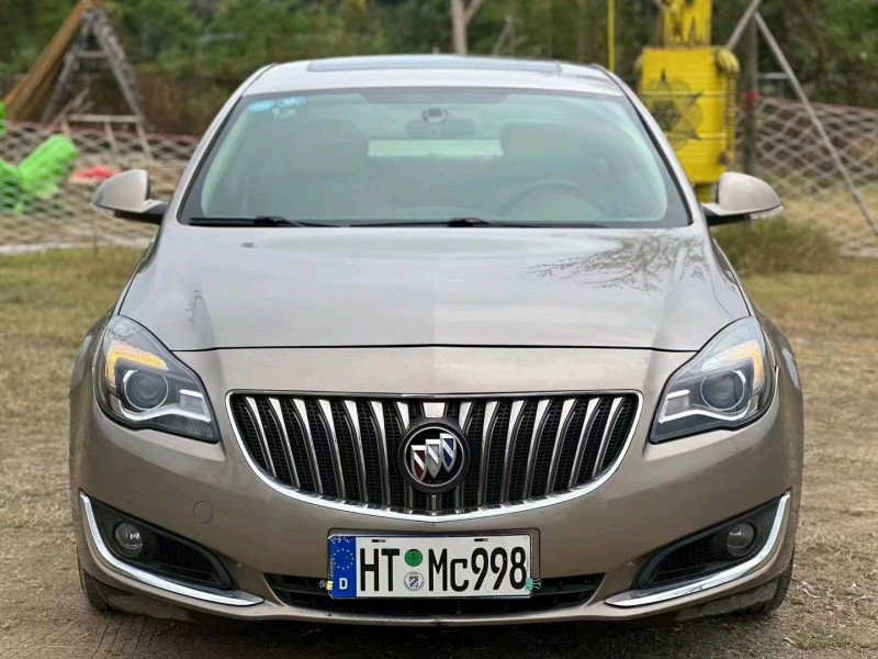 汕头14年别克君威1