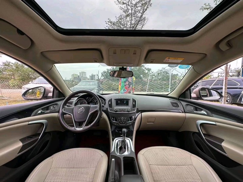 汕头14年别克君威5