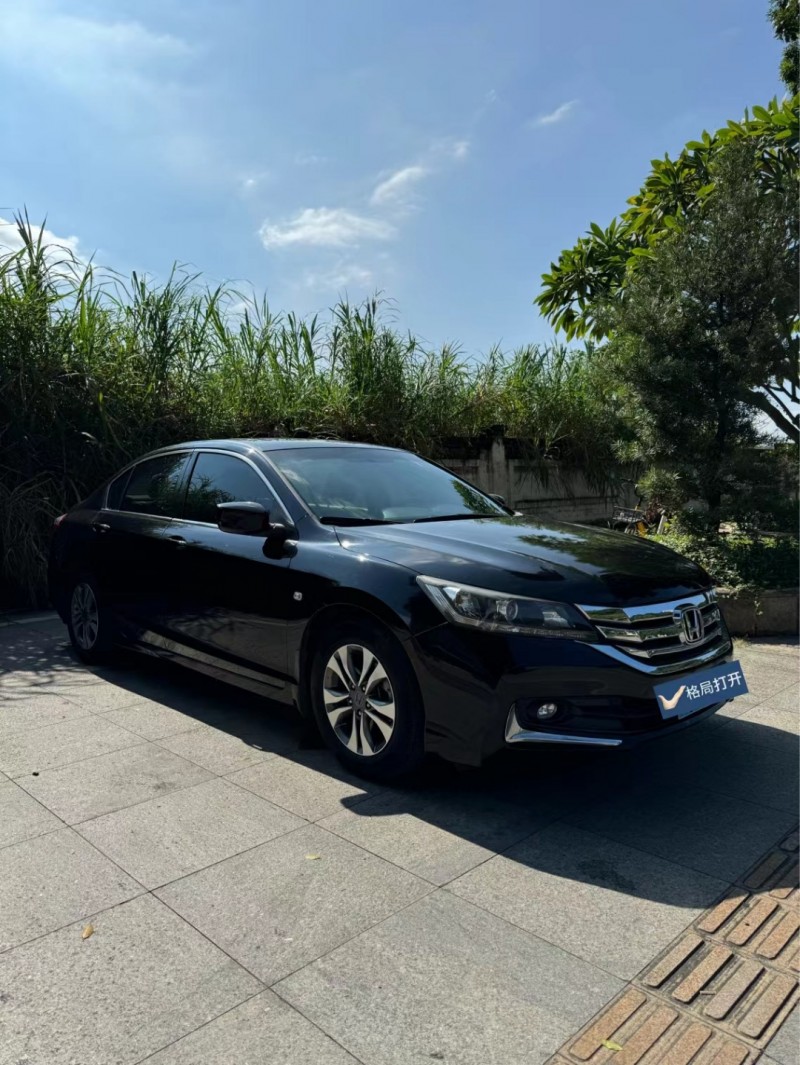 东莞15年本田雅阁2