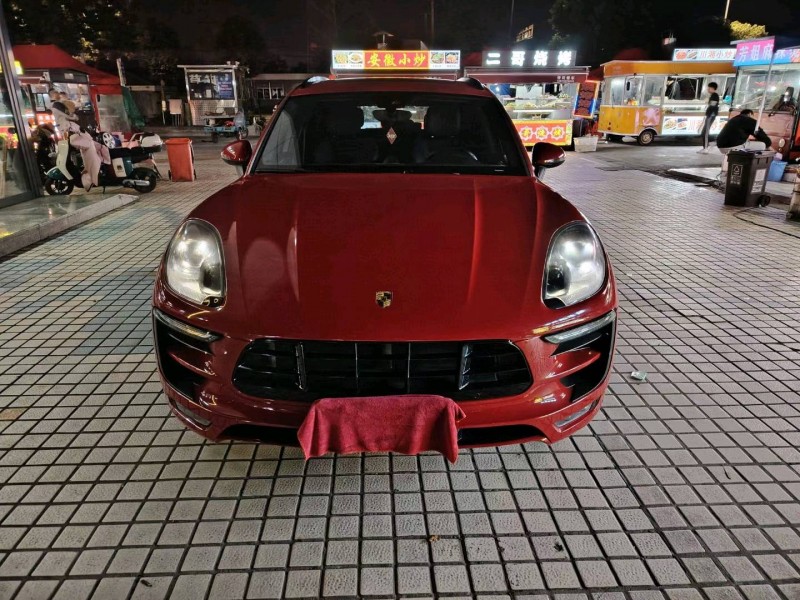 苏州18年保时捷Macan1