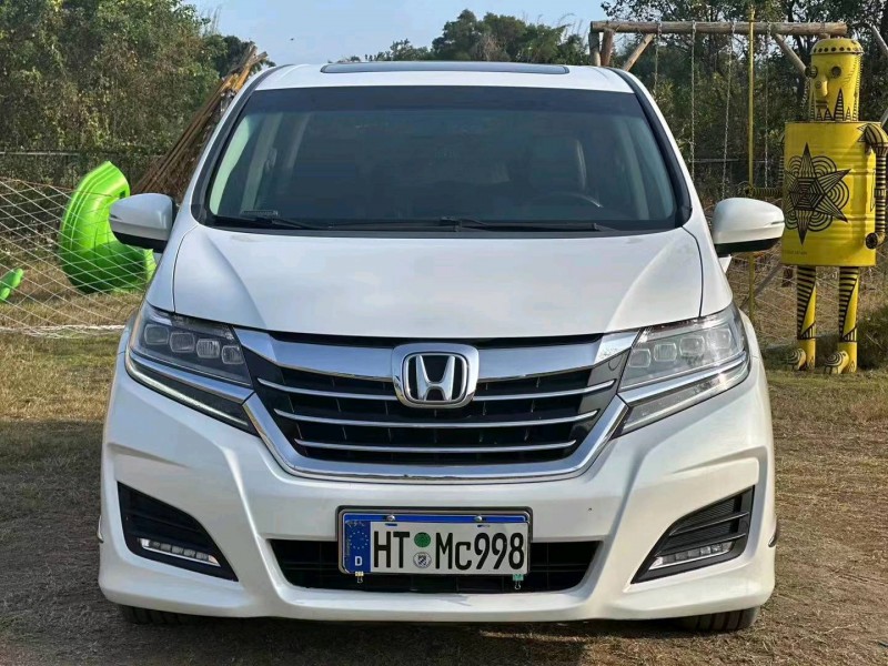 汕头18年本田艾力绅1