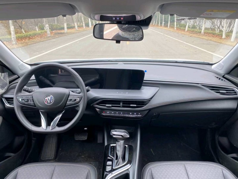 徐州23年别克威朗5