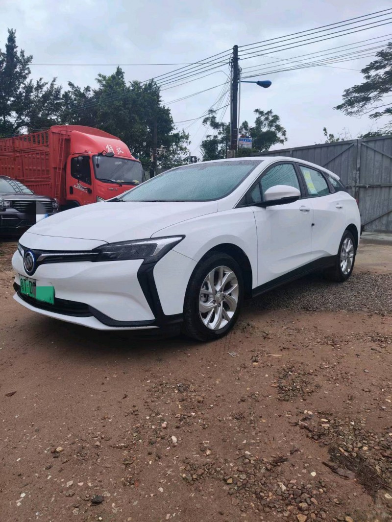 广州23年别克微蓝2