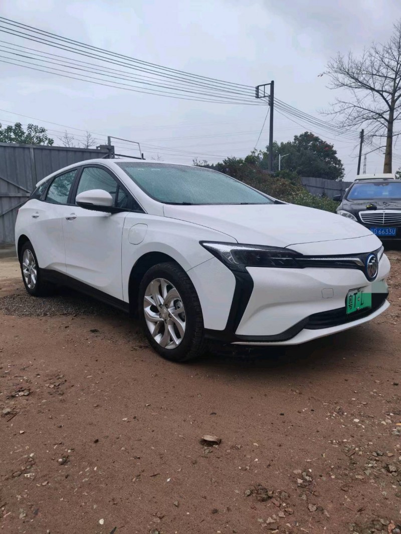 广州23年别克微蓝3