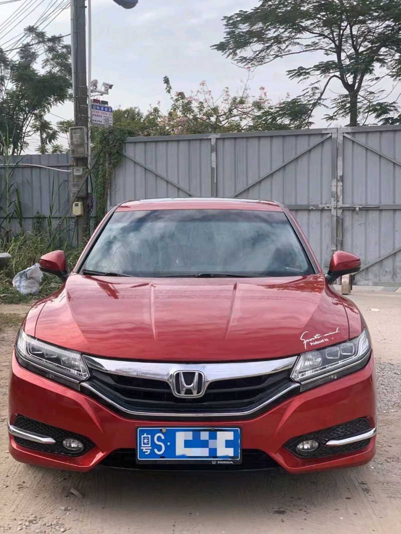 广州16年本田思铂睿1