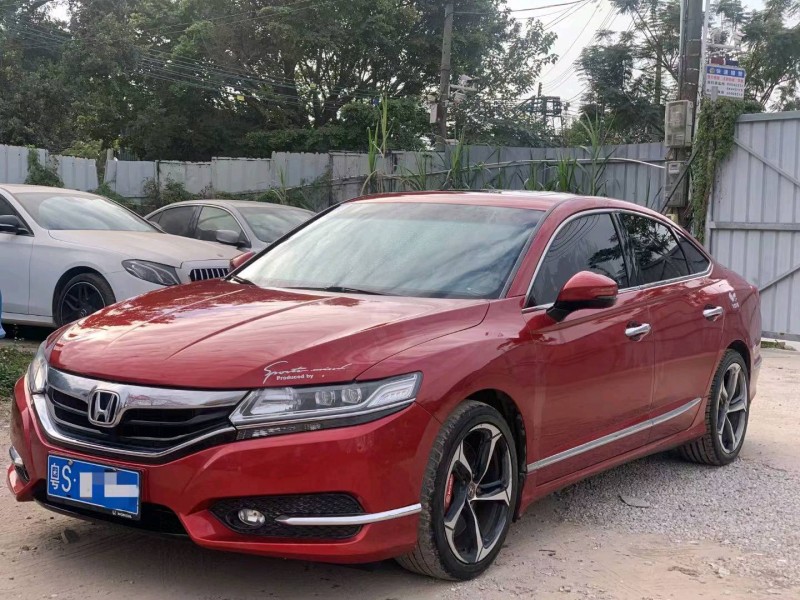 广州16年本田思铂睿2