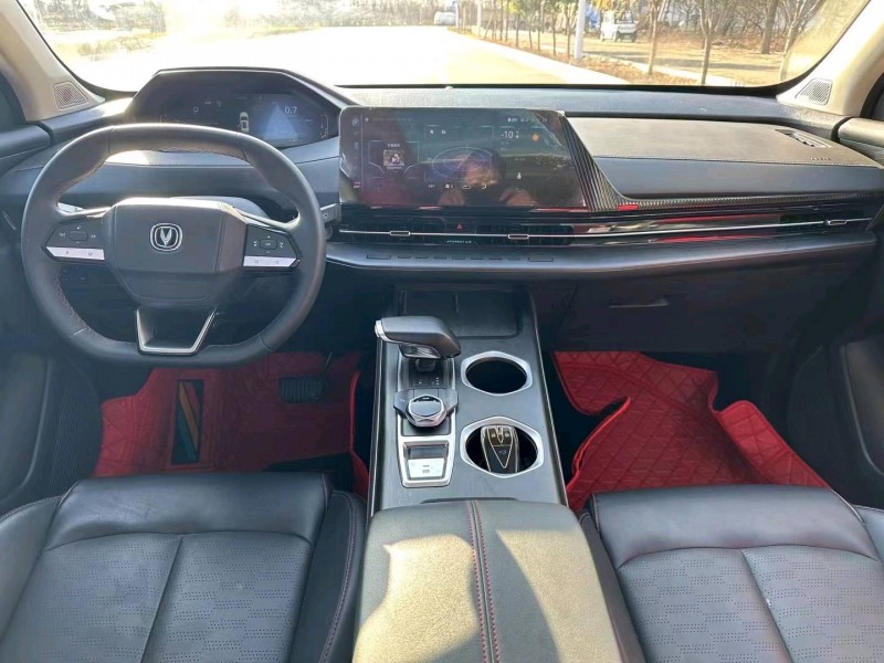 枣庄23年长安汽车CS556