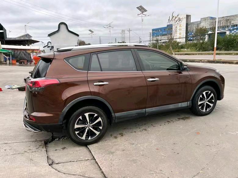 潮州17年豐田RAV4榮放8