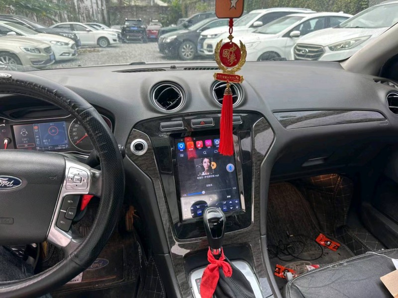 重庆12年福特蒙迪欧-致胜4