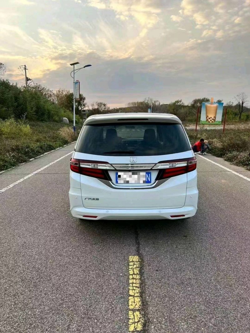 枣庄17年本田奥德赛2