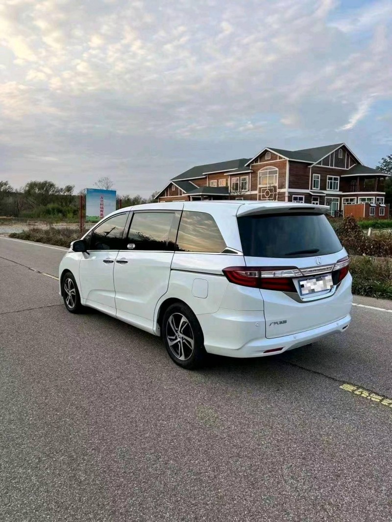 枣庄17年本田奥德赛6