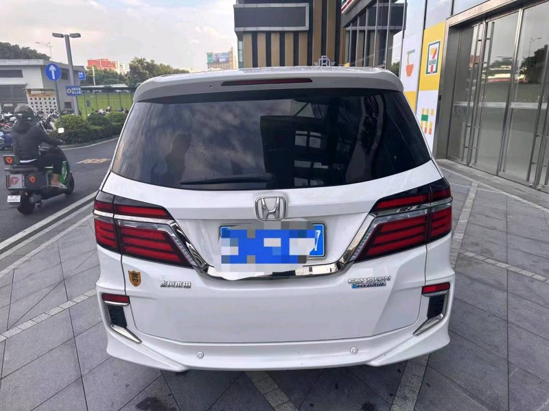 珠海20年本田艾力绅5