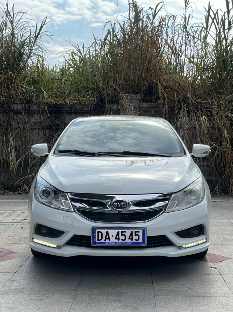 东莞17年比亚迪速锐1