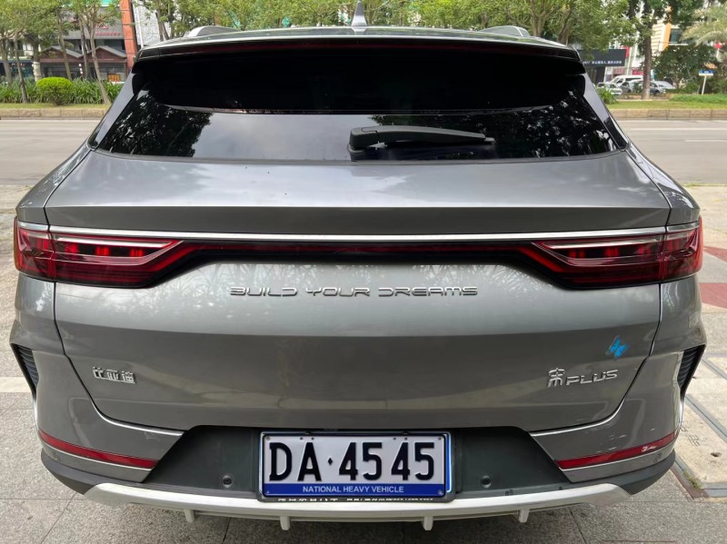 东莞22年比亚迪宋9