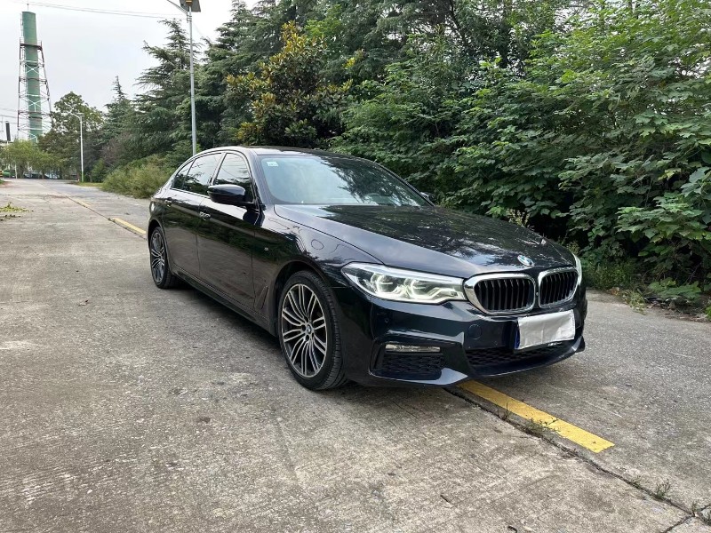 徐州17年宝马5系3