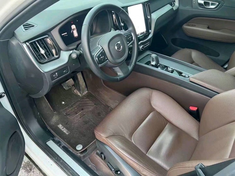 东营22年沃尔沃XC607